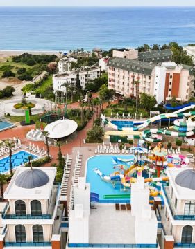 CLUB AQUA PLAZA